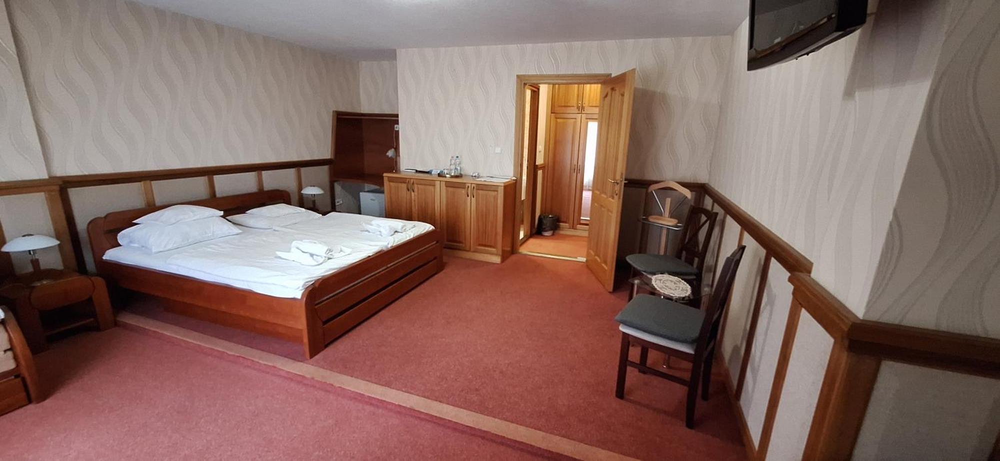 Atryum Hotel Ζολνοκ Εξωτερικό φωτογραφία